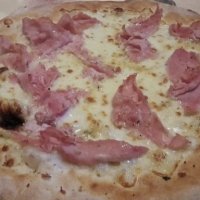 Pizza bianca al cotto - Panuozzo e Pizza da Tina Capaccio