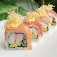 RAIMBOW ROLL 8PZ - Moko Sushi