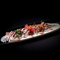 TAMANEGI SALMON - Coquille Sushi