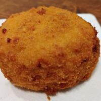 FRITTATINA DI PASTA NAPOLETANA Provola e Patate e pancetta* - Pizza Country