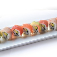 Tuna rainbow roll - Sushi Restaurant