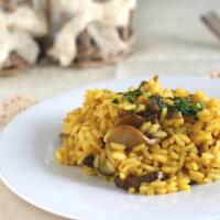 RISOTTO CON FUNGHI E ZAFFERANO - Tre G Food