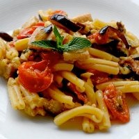 PASTA CON SPADA, MELANZANE, CILIEGINO E MENTA - Tre G Food