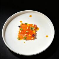 SALMON SUMŌKU - Rakki Sushi