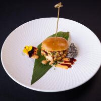 HAMBURGER SAKE SPICY - Rakki Sushi