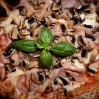 Prosciutto e Funghi - Pizza e Sfizi 081