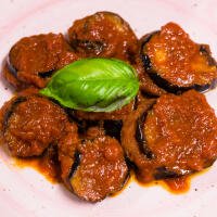 Mulugnane M'buttunate alla Cilentana (melanzane imbottite) - Prime Querce Menù