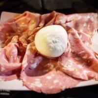 TAGLIERE MORTADELLA BOLOGNA, BURRATA PUGLIESE - Galleria Bside