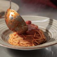 Spaghetti con pomodorini e basilico - Paestum in Tavola