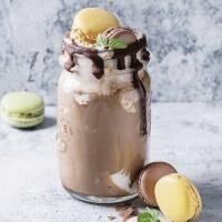 μιλκσέικ μακαρόν - Demo Gelateria Greca