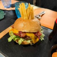 Wilson - Hamburgeria 82