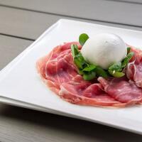 Prosciutto crudo di Parma e mozzarella di bufala - Tamburella - Trattoria e Pizzeria