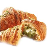 Croissant con crema di pistacchi o fondente. - Giza Caffè Gelateria molfetta