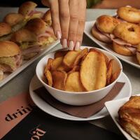Chips petals fritte (con buccia) - Giza Caffè Gelateria molfetta