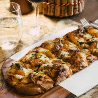 PINSA FIORE E ALICI - Osteria New York