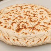 Crescione Maxi tonno, cipolla e mozzarella - Piadina.RE
