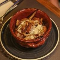 Polpette crema cacio e pepe, rape stufate e peperone crusco - Pizzeria Pepe Nero