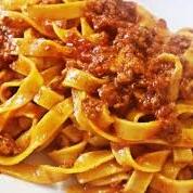 TAGLIATELLE ALLA BOLOGNESE - Lido Santa Maria