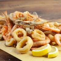 Frittura di calamari o calamari e gamberi - Lido Santa Maria