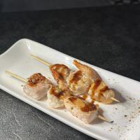 172 - SPIEDINI DI PESCE MISTO 2PZ - Z9 Sushi Pozzuoli