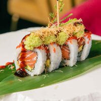 U12 - URAMAKI TOBIKO ROLL 4PZ - Z9 Sushi Pozzuoli