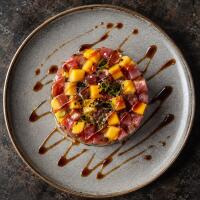 Tartare Tuna Mango via aerea - SushiMio a Olbia