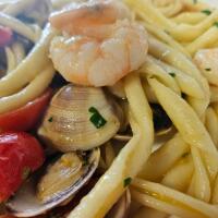 Strigoloni Gamberi Vongole e pomodorini - Fuori Onda