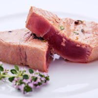Trancio di tonno locale scottato - Ristorante Il Brigantino