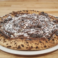 Pizza alla nutella e zucchero al velo - Speedy Pizza