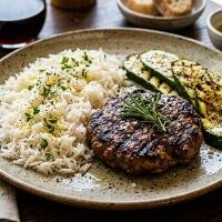Riso hamburger e zucchine - Circuito del gusto