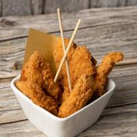 Crispy chick'n fingers - The Bombardier