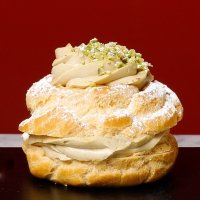 Zeppola con crema al pistacchio - Pasticceria demo